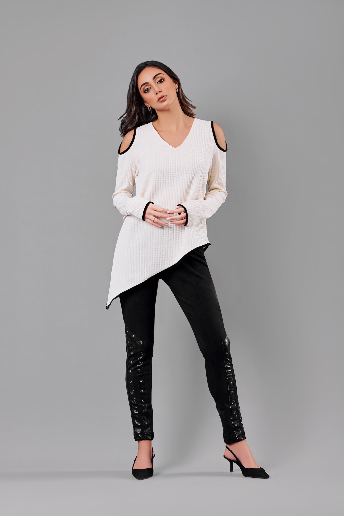 Fiora Eyelet Leggings